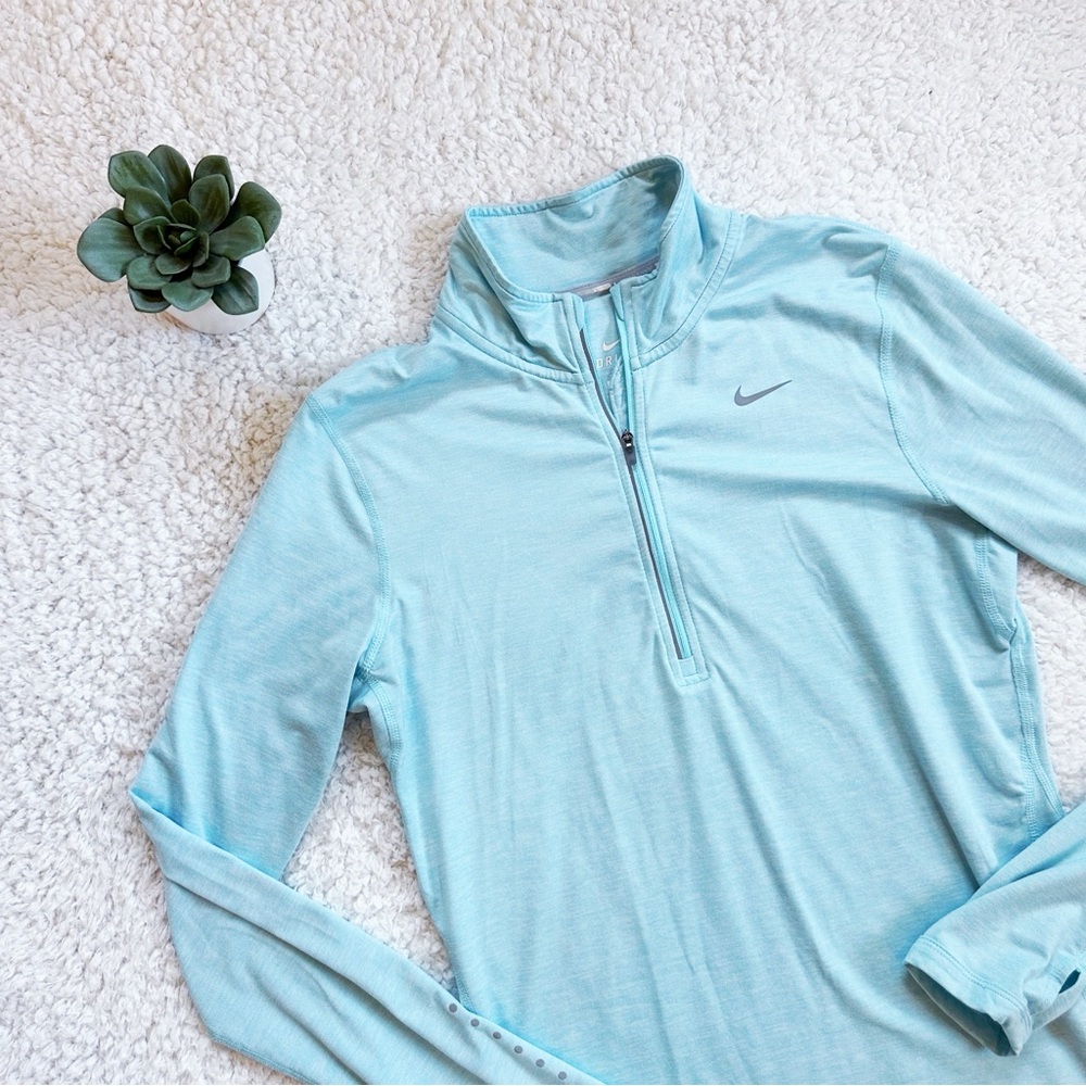 Nike drifit pullover